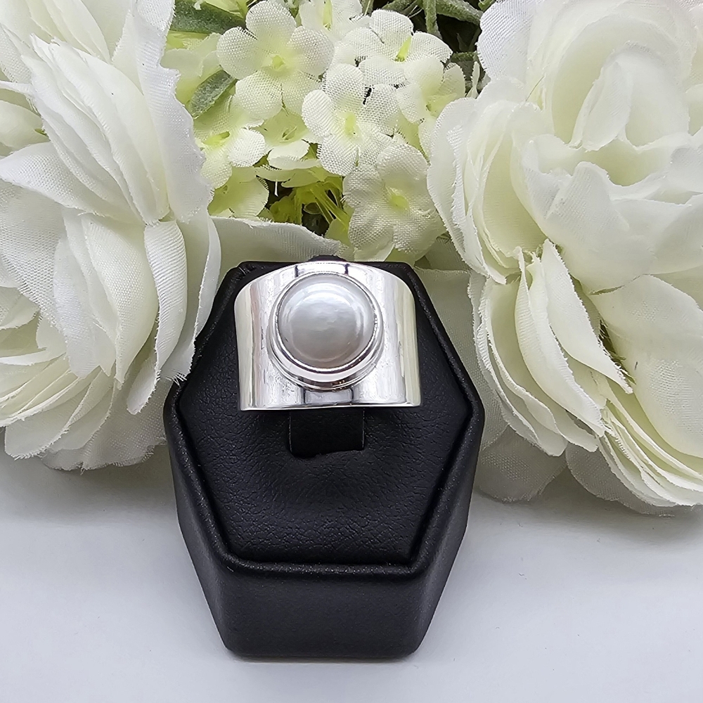 🥰 MODERN PEARL RING - Picture 8 of 10